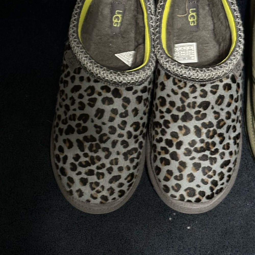 Slippers